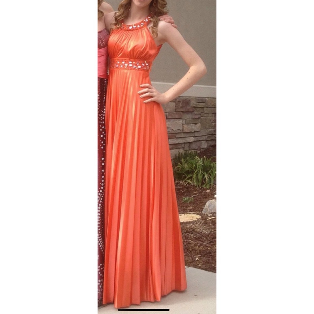 Prom Dress - Picture 5 of 5